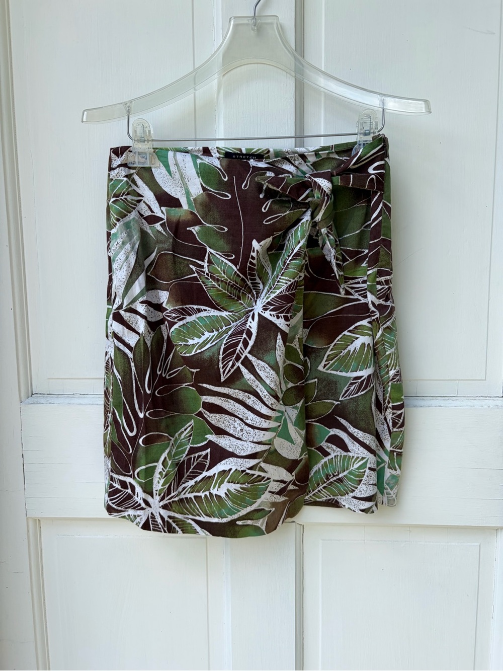 Jones New York Brown and Green Leaf-Print Wrap Midi Skirt